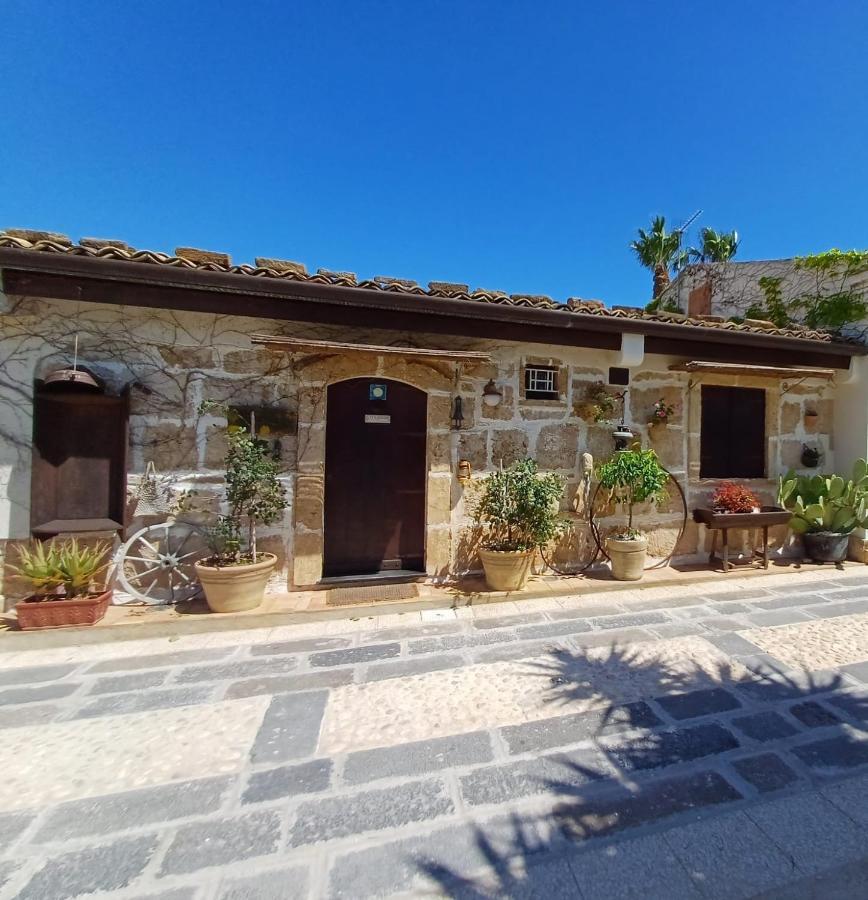 Villa La Virgy Per Noto With Share Swimming Pool With Wonderful Sea View Avola Exterior foto