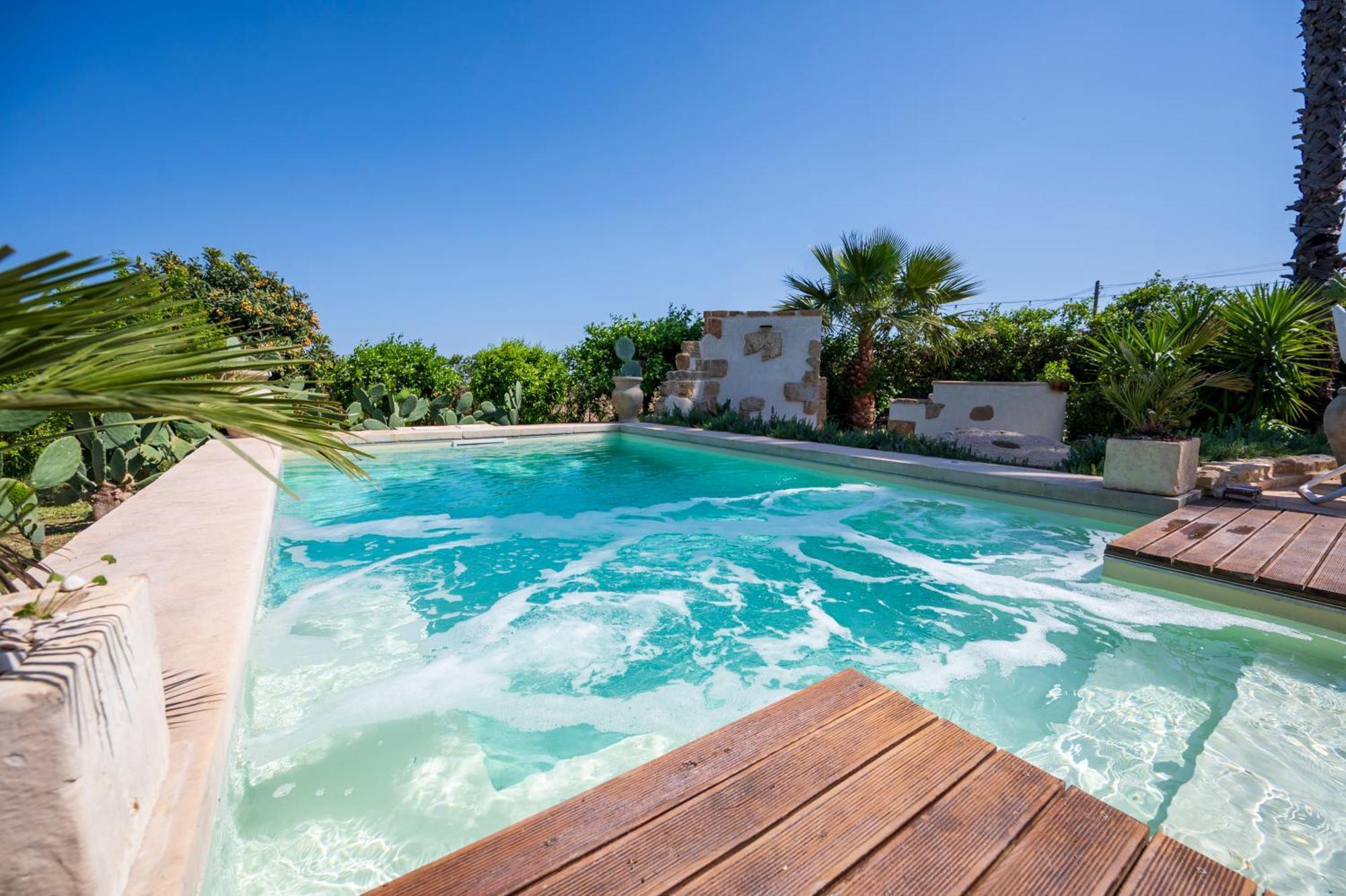 Villa La Virgy Per Noto With Share Swimming Pool With Wonderful Sea View Avola Exterior foto